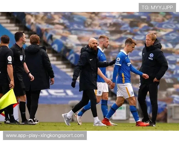 那不勒斯终场哨响前的绝平引发狂欢